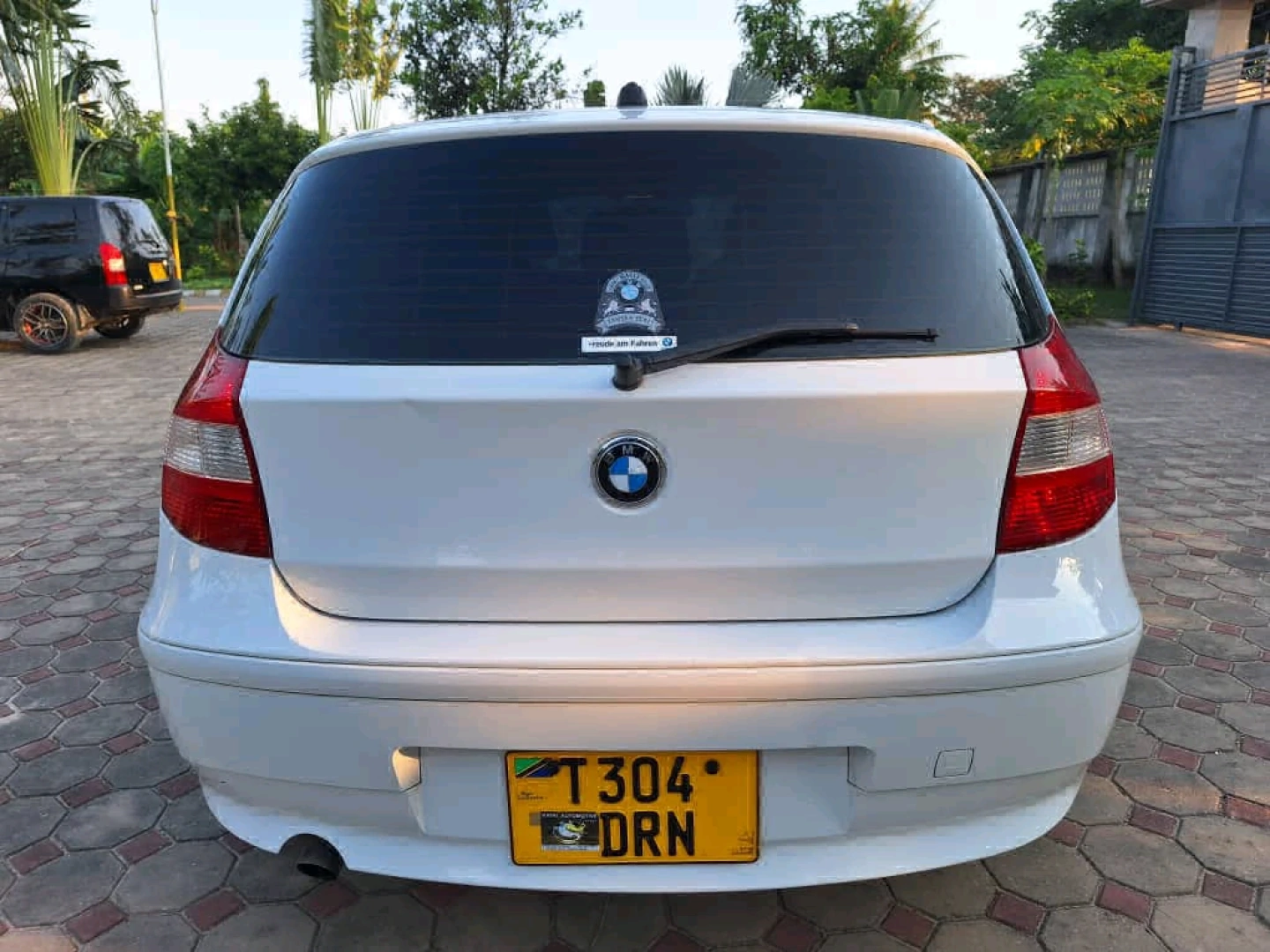 BMW 1 Series 2008 1500cc thumbnail 5