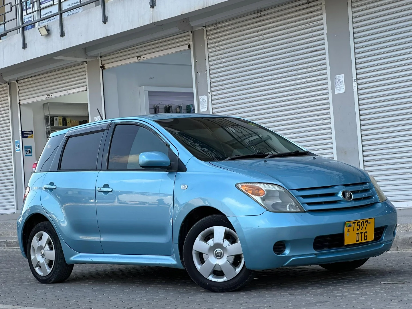 Toyota Ist 2006 Blue Hatchback thumbnail 8