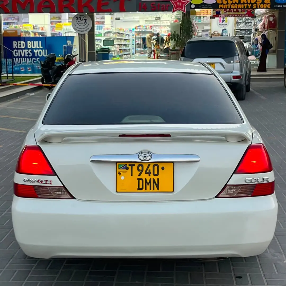 Toyota Mark II Grande 2000 thumbnail 5