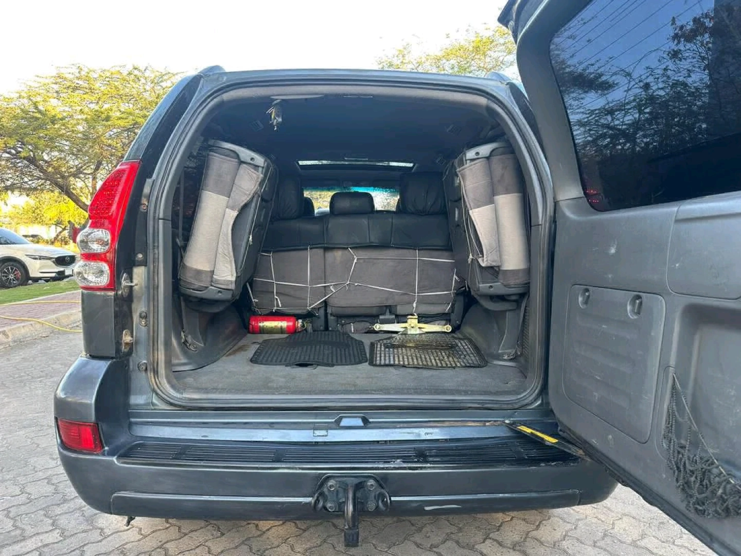 Toyota Land Cruiser Prado 120 Diamond Reg BSR thumbnail 8
