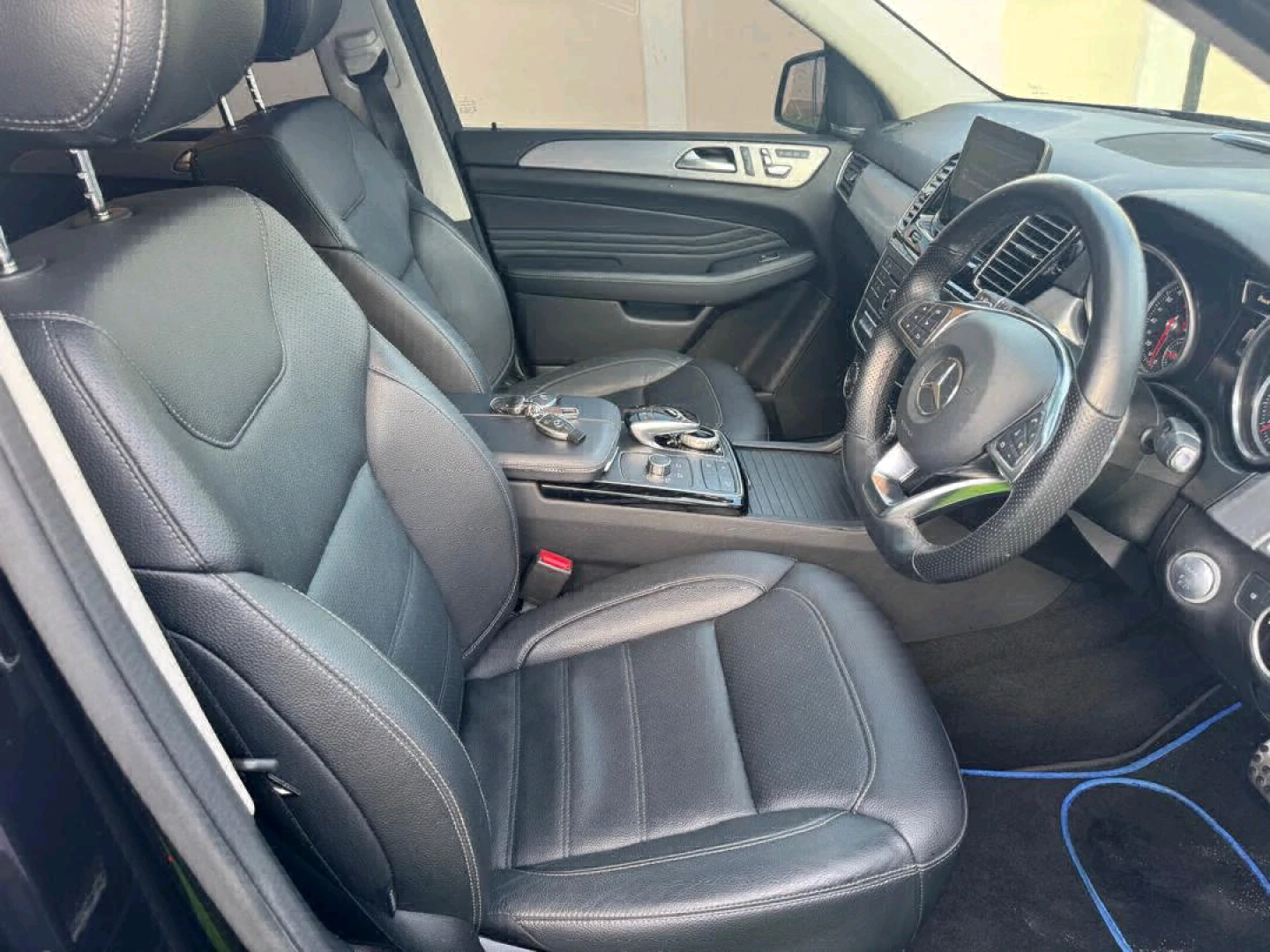Mercedes Benz GLE 250 2016 Diesel thumbnail 2