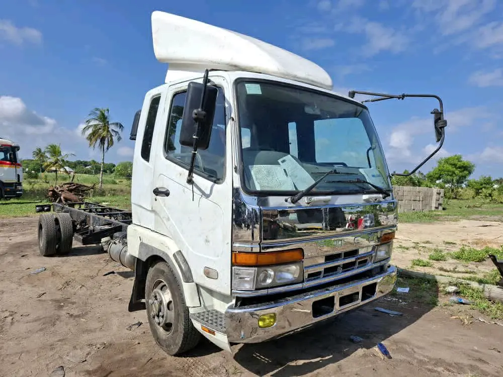 Mitsubishi Fuso Longbase Truck Chassis 6D16 Turbo thumbnail 5