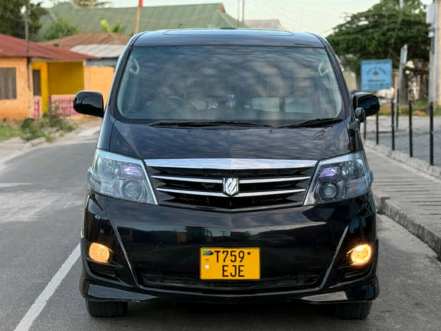 Toyota Alphard 2007 EJE - Android TV, Open Roof