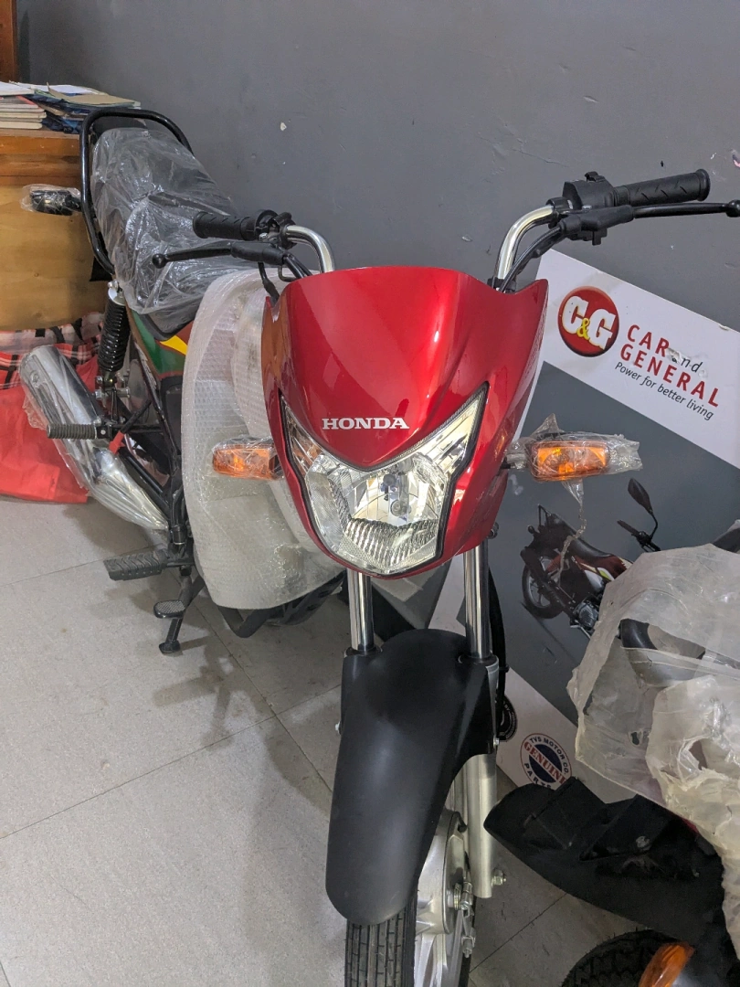 New Honda Ace 125cc Motorcycle with Registration and Insurance Offer thumbnail 2