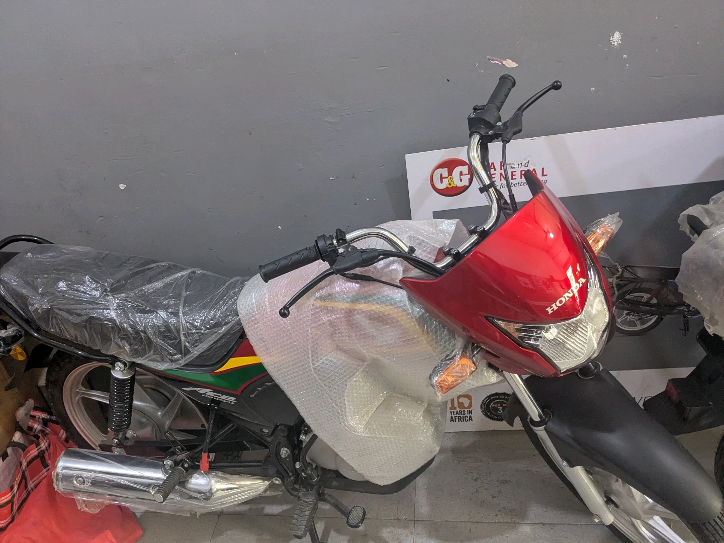 New Honda Ace 125cc Motorcycle with Registration and Insurance Offer thumbnail 4
