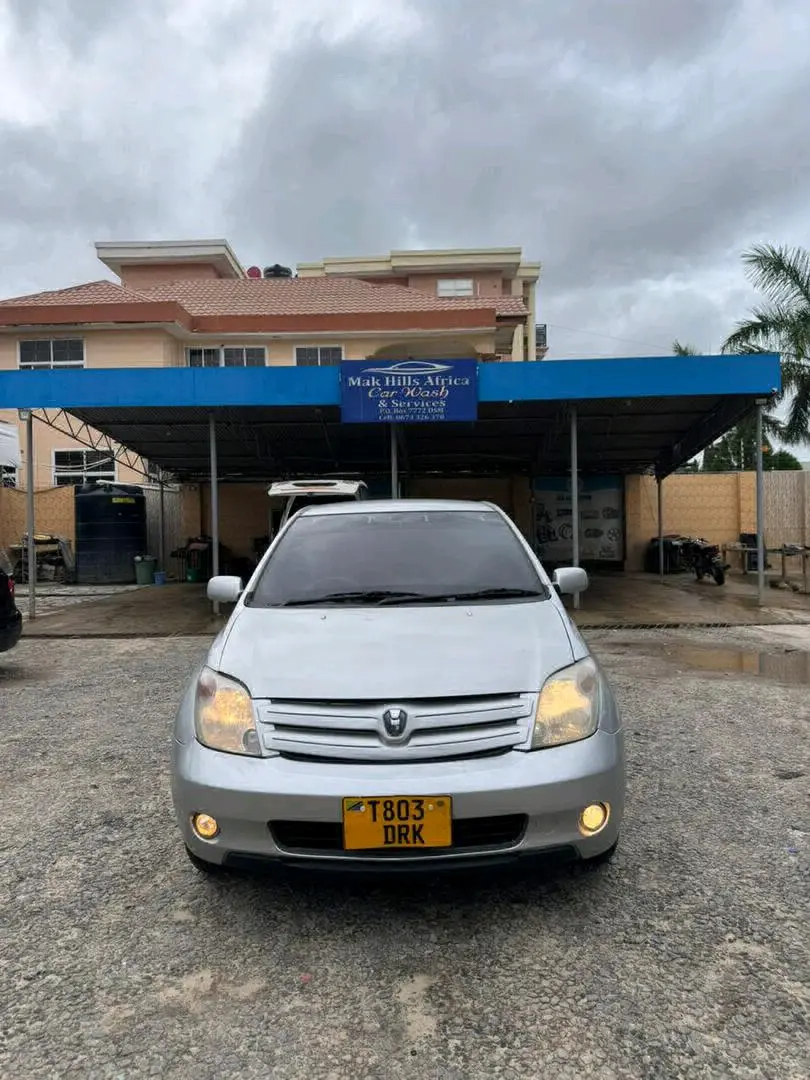 Toyota Ist 2004 (Android TV, New Tyres)