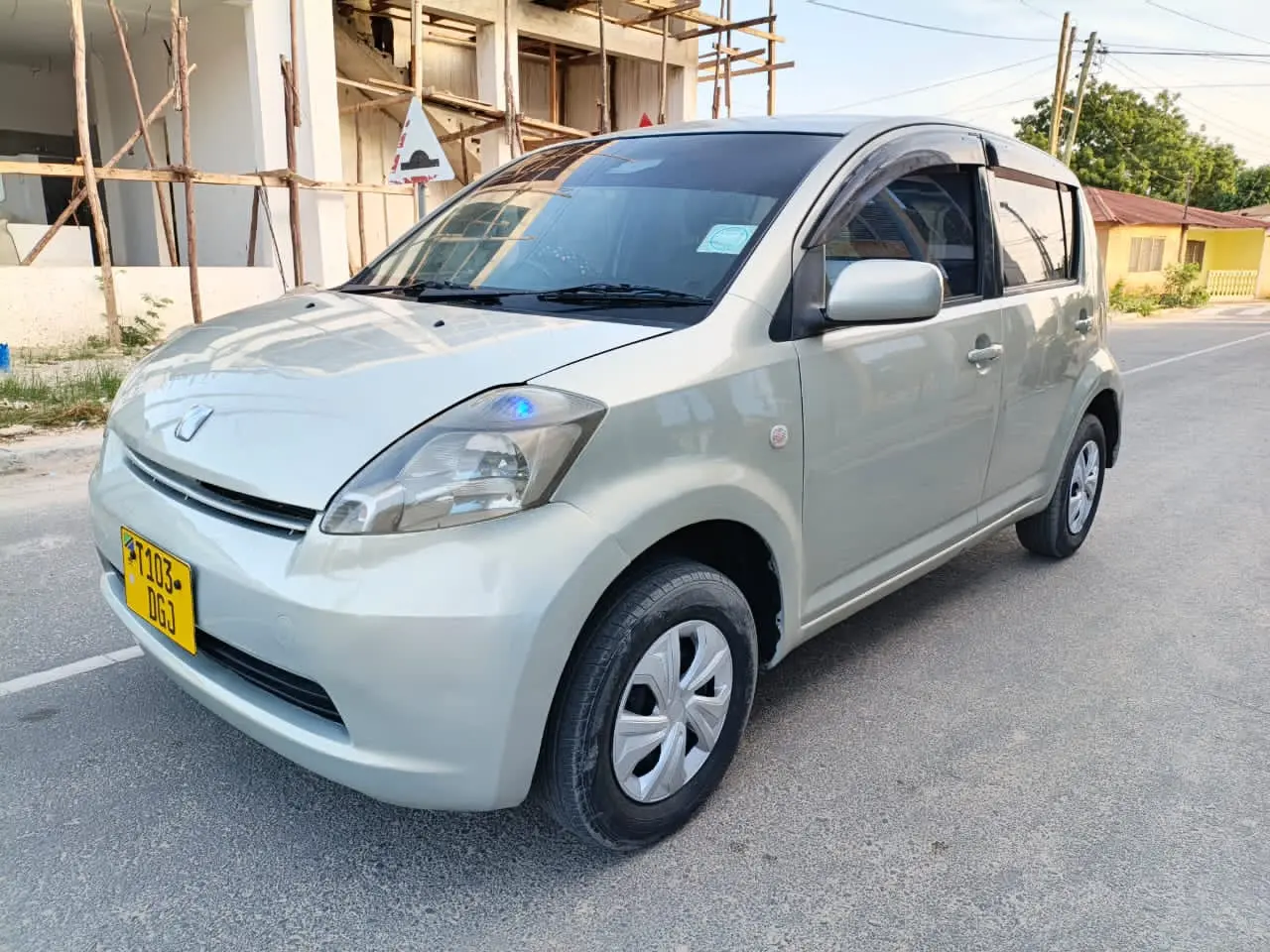 Toyota Passo 2004 Low Mileage Full AC thumbnail 5