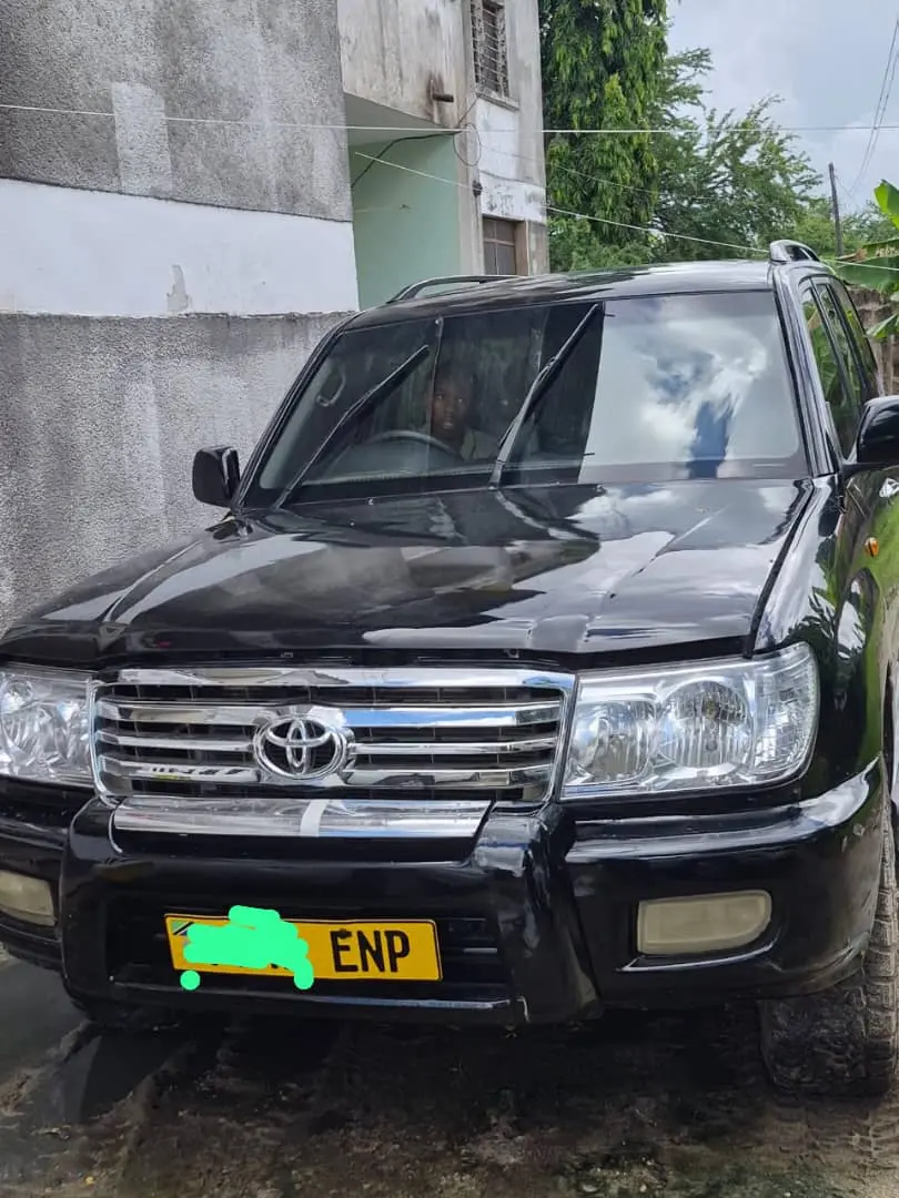 Toyota Land Cruiser 105 Series (1HZ Diesel) thumbnail 6