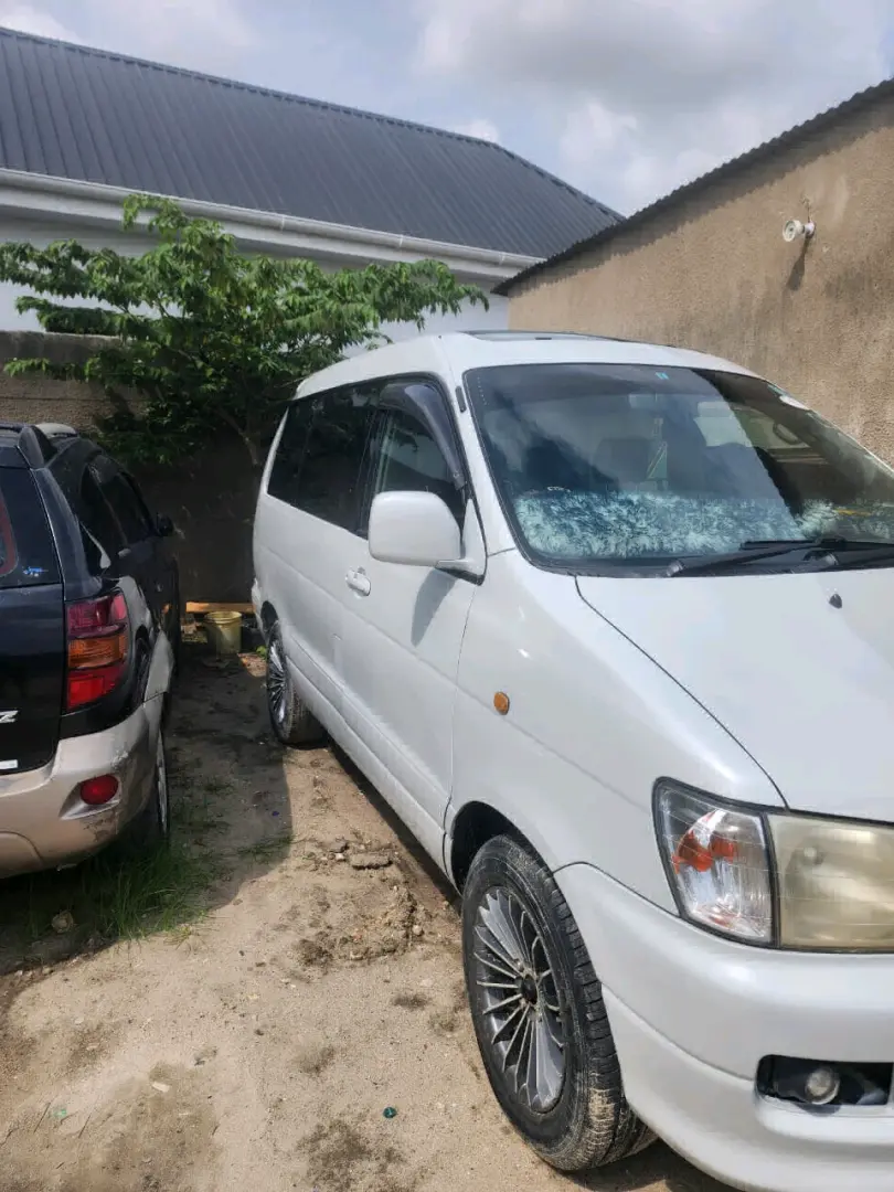 Toyota Noah Minivan 1999 (3S Engine) thumbnail 8