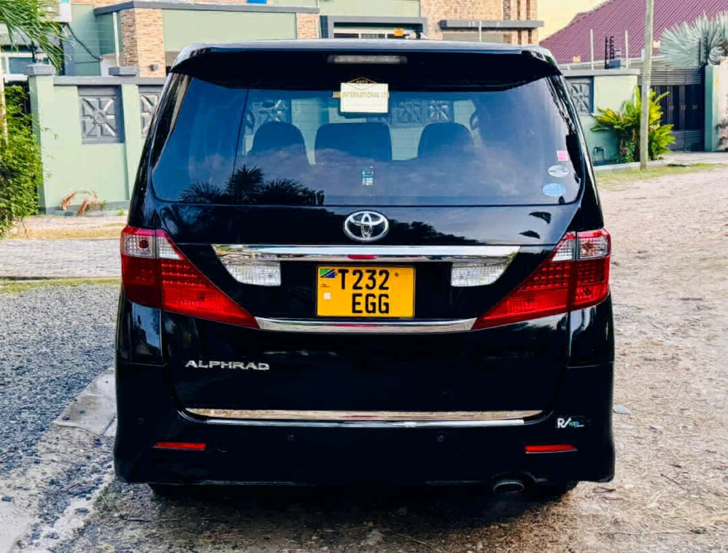 Toyota Alphard 2010 Black EGG thumbnail 3
