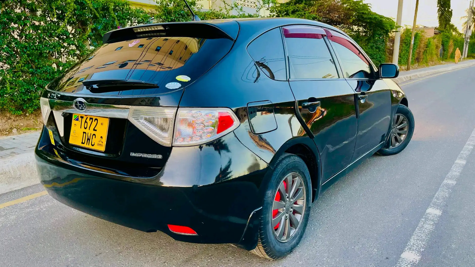 Black Subaru Impreza Sedan 1490cc Full AC thumbnail 3