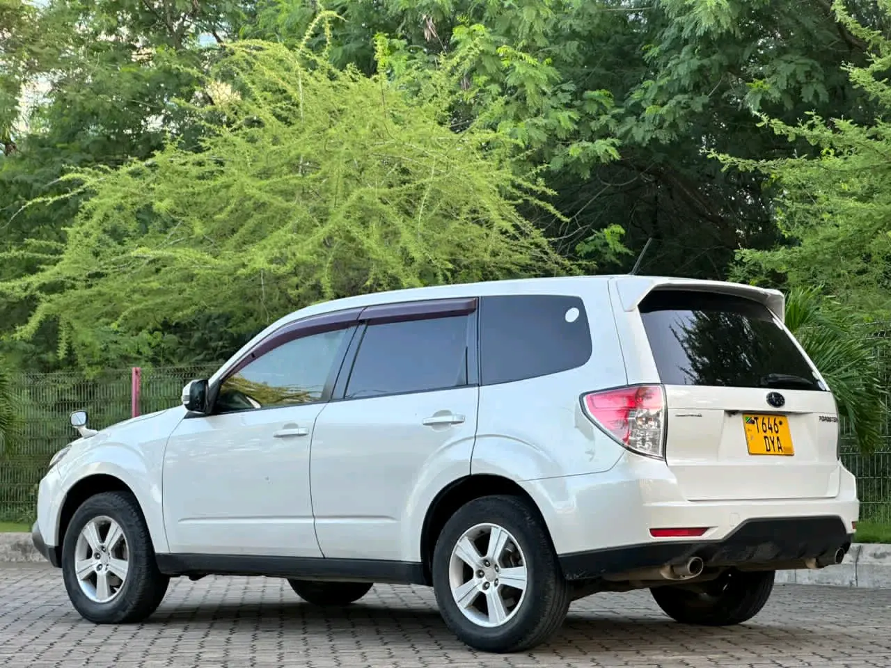 Subaru Forester 2012 thumbnail 6