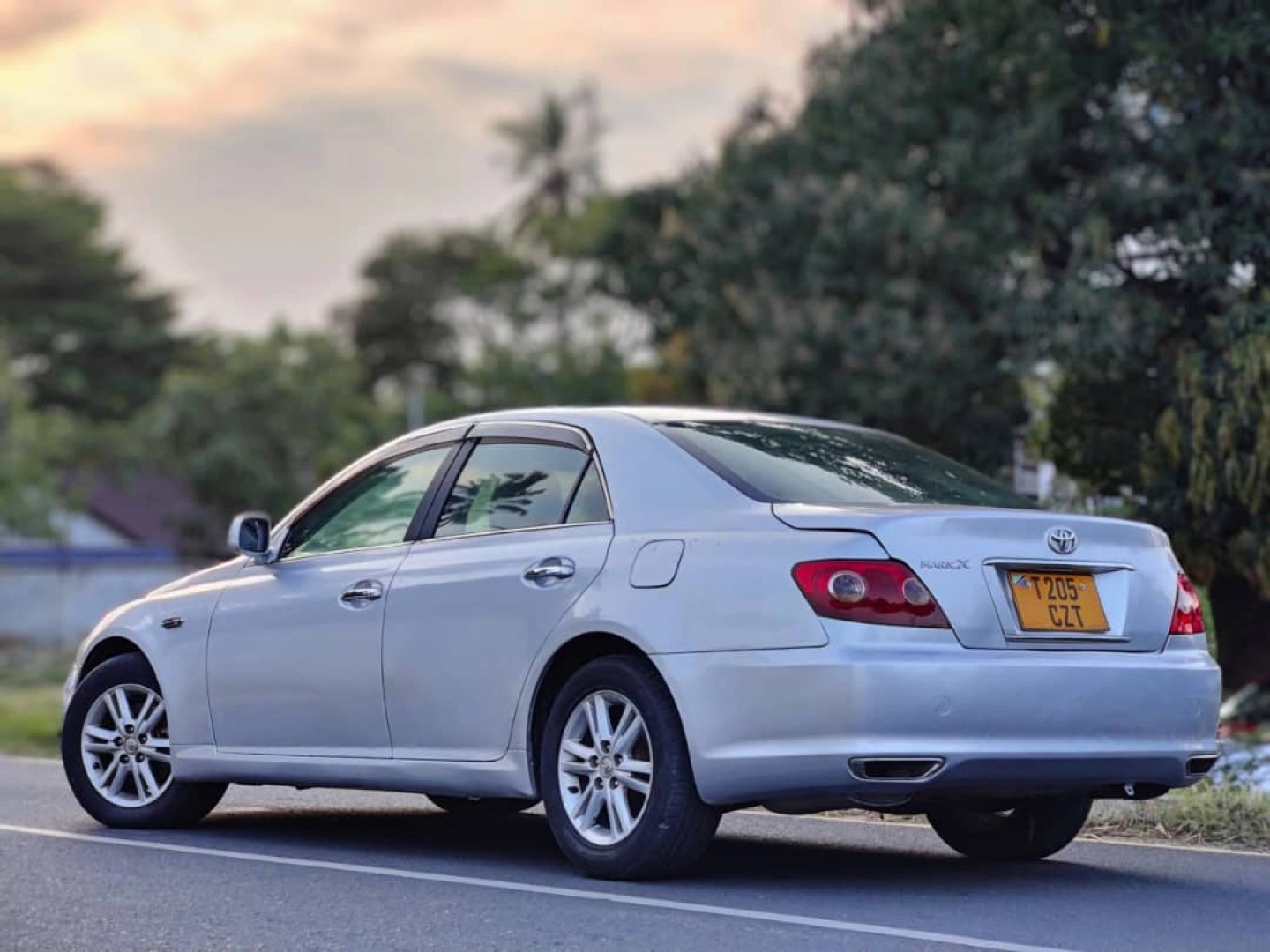 Toyota Mark X Sedan 2490 CC thumbnail 2
