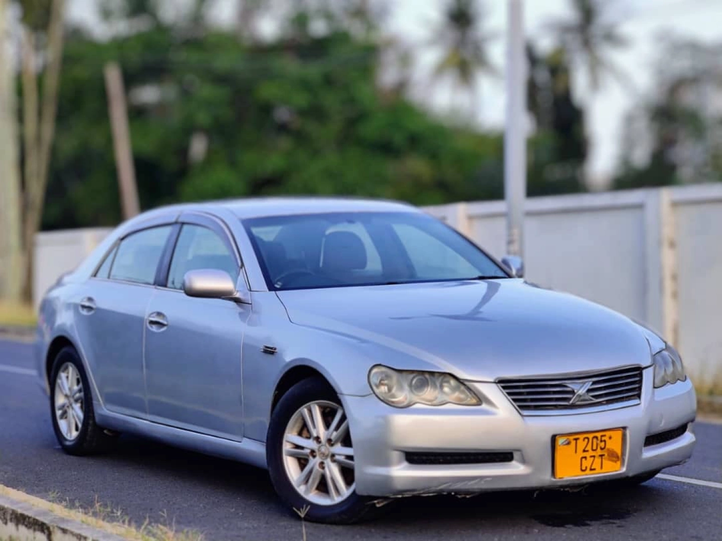 Toyota Mark X Sedan 2490 CC thumbnail 6