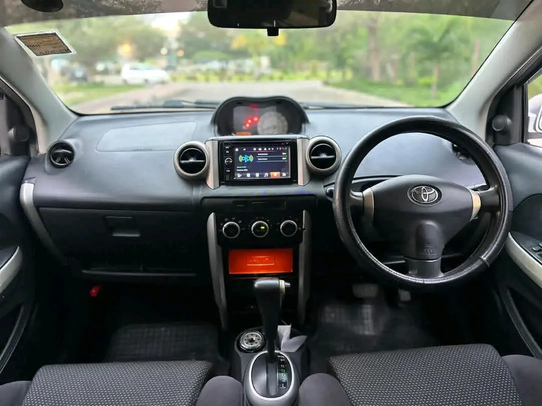 Toyota Ist 2004 - DSE thumbnail 8