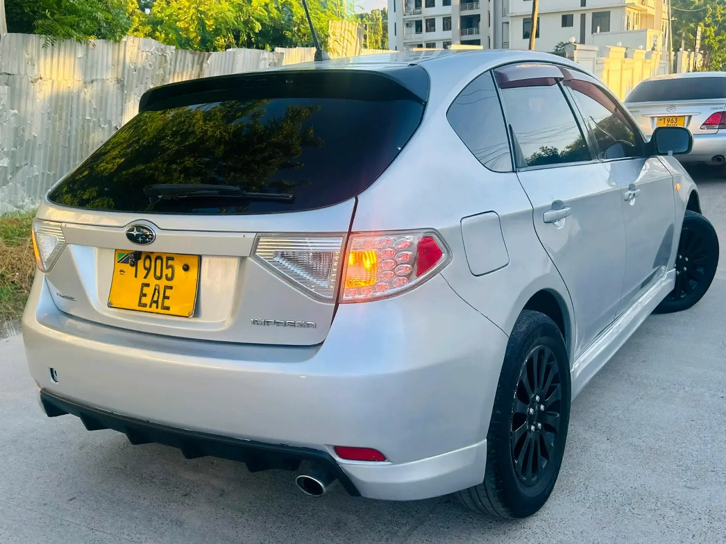 Silver Subaru Impreza Hatchback (Reg E) thumbnail 5