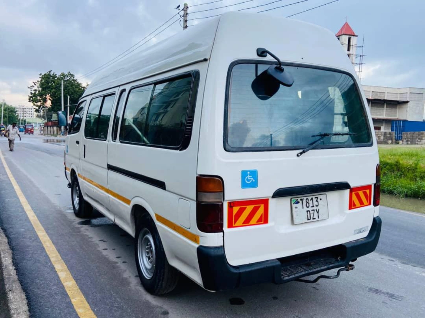 Toyota Hiace Dungu Kali Diesel 3L thumbnail 3