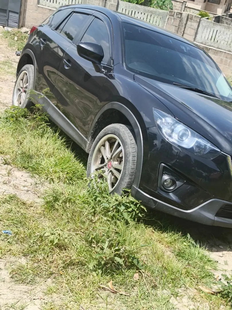 Black Mazda CX-5 SUV for Sale thumbnail 4