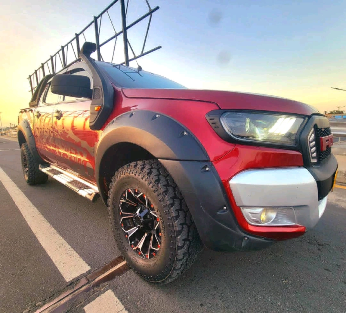 Ford Ranger 2012 Manual Diesel Pickup Truck thumbnail 3