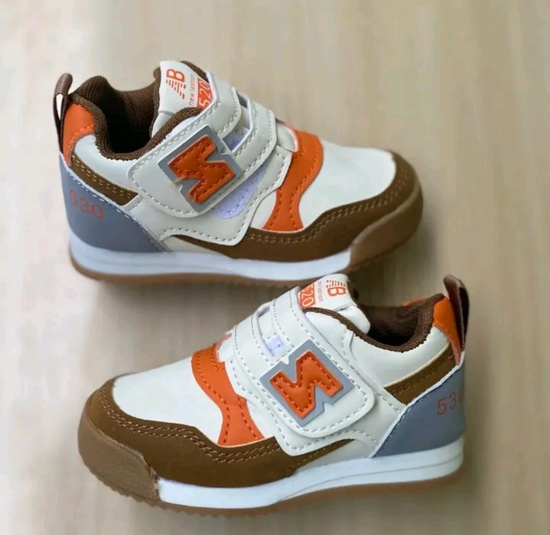 Children's Sneakers with Velcro Straps (Size 25-36) thumbnail 3