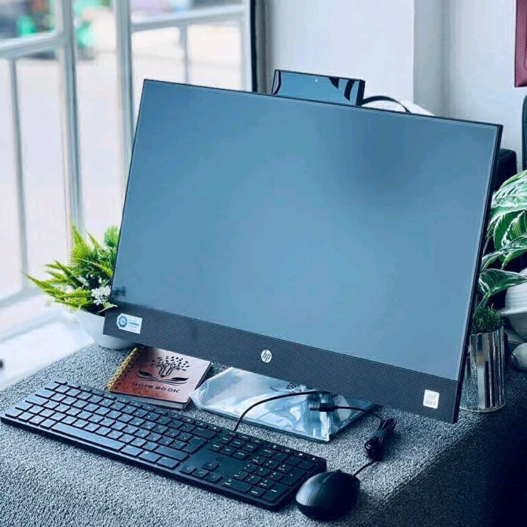 Brand New HP ProOne 440 G6 All-in-One PC Core i7 10th Gen thumbnail 2