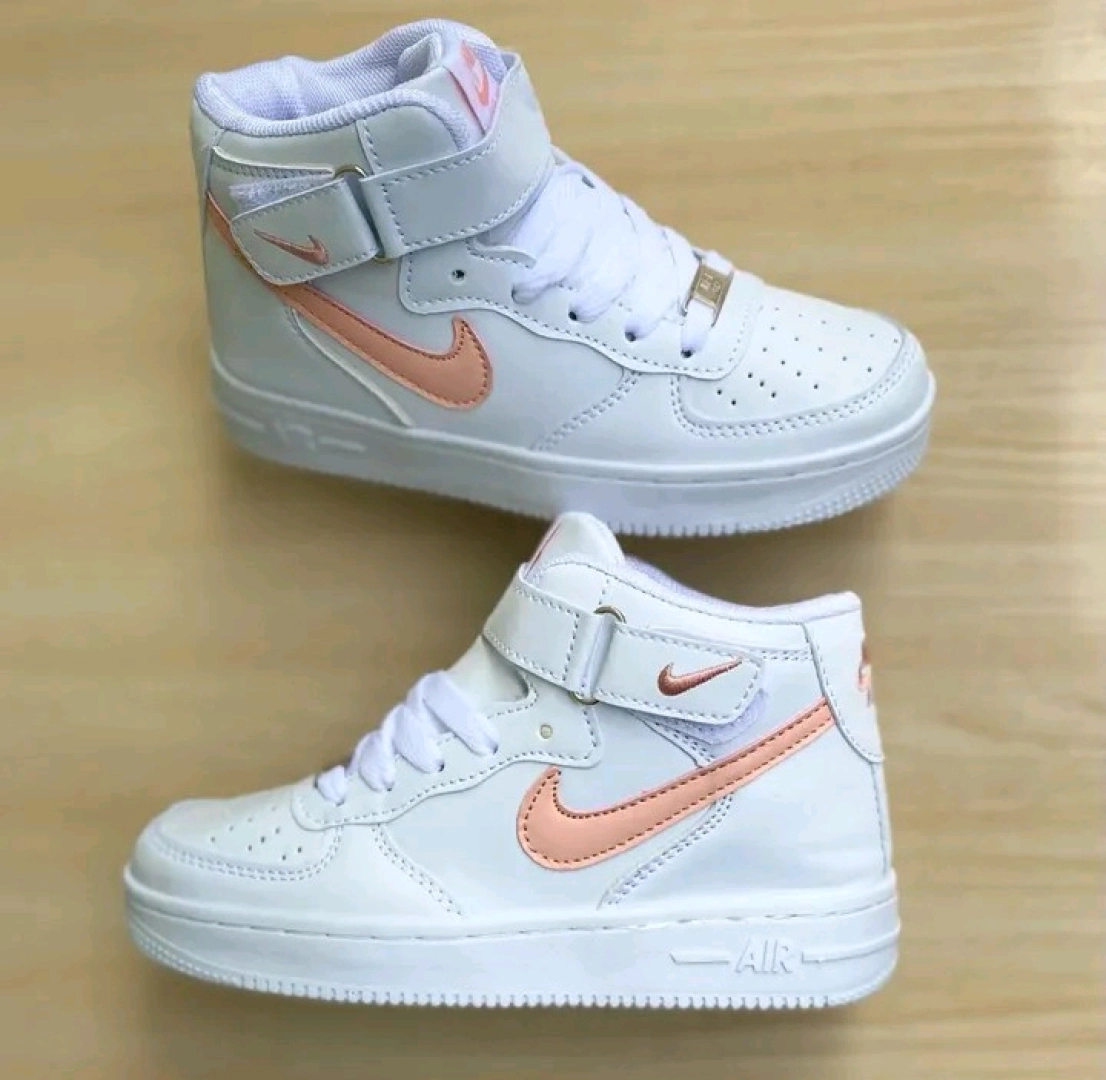 Nike Air Force 1 High-Top Sneakers for Kids thumbnail 8