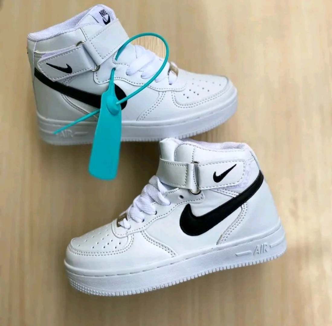 Nike Air Force 1 High-Top Sneakers for Kids thumbnail 9