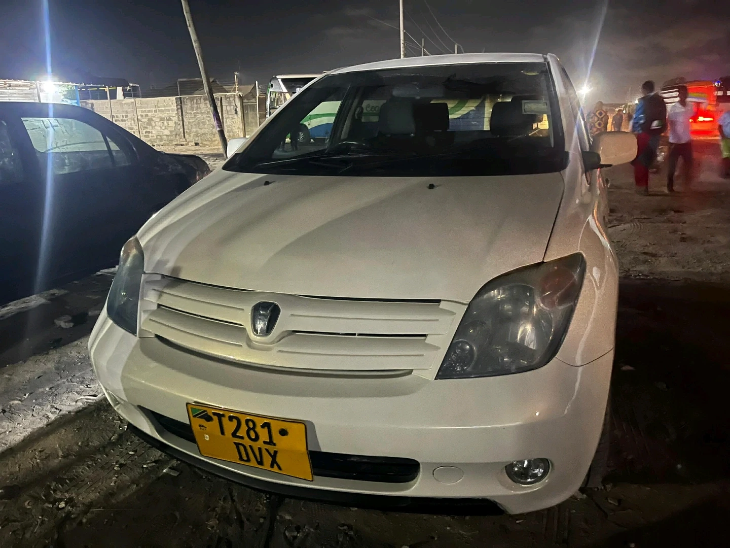 Toyota Ist Car for Sale VVTi Engine
