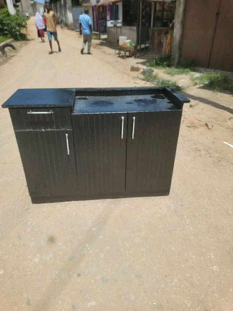 Black Kitchen Cabinet with Countertop (Clean)