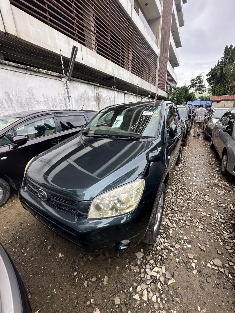 Toyota RAV4 Miss Tanzania 2006