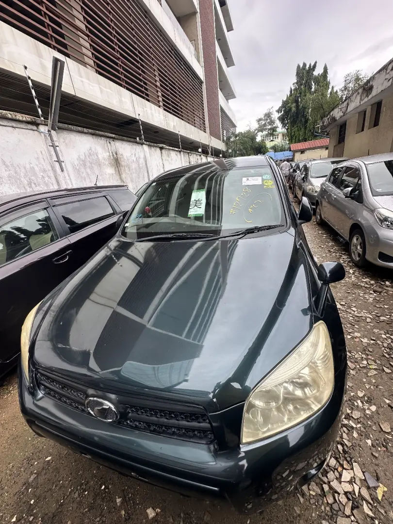 Toyota RAV4 Miss Tanzania 2006 thumbnail 2