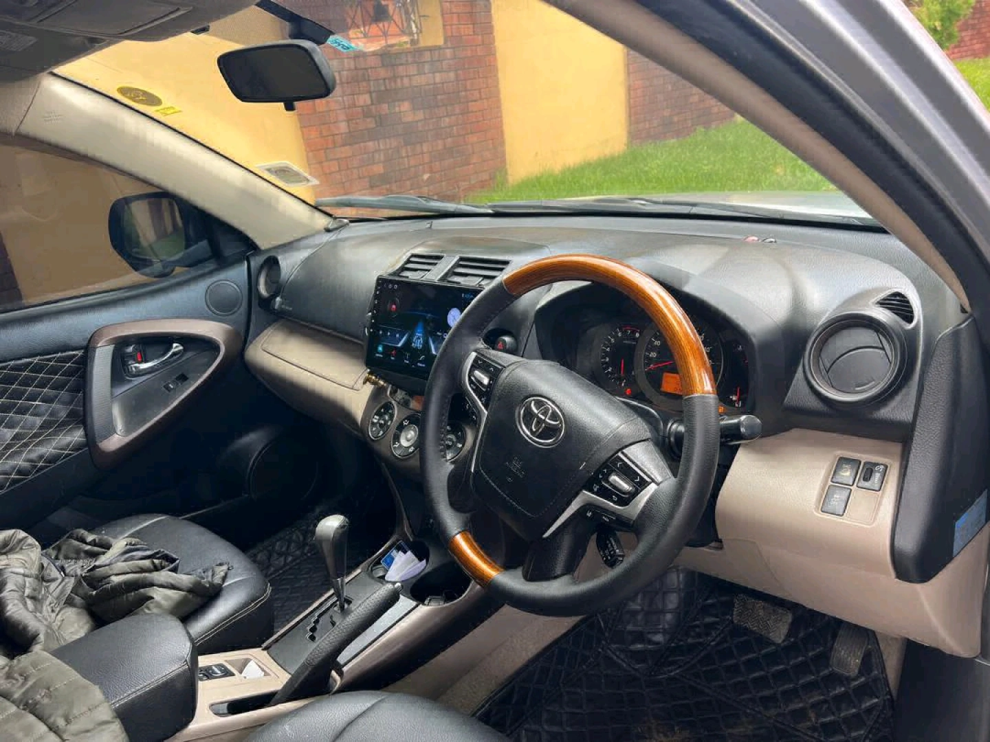 Toyota Vanguard SUV 2008 Automatic thumbnail 2