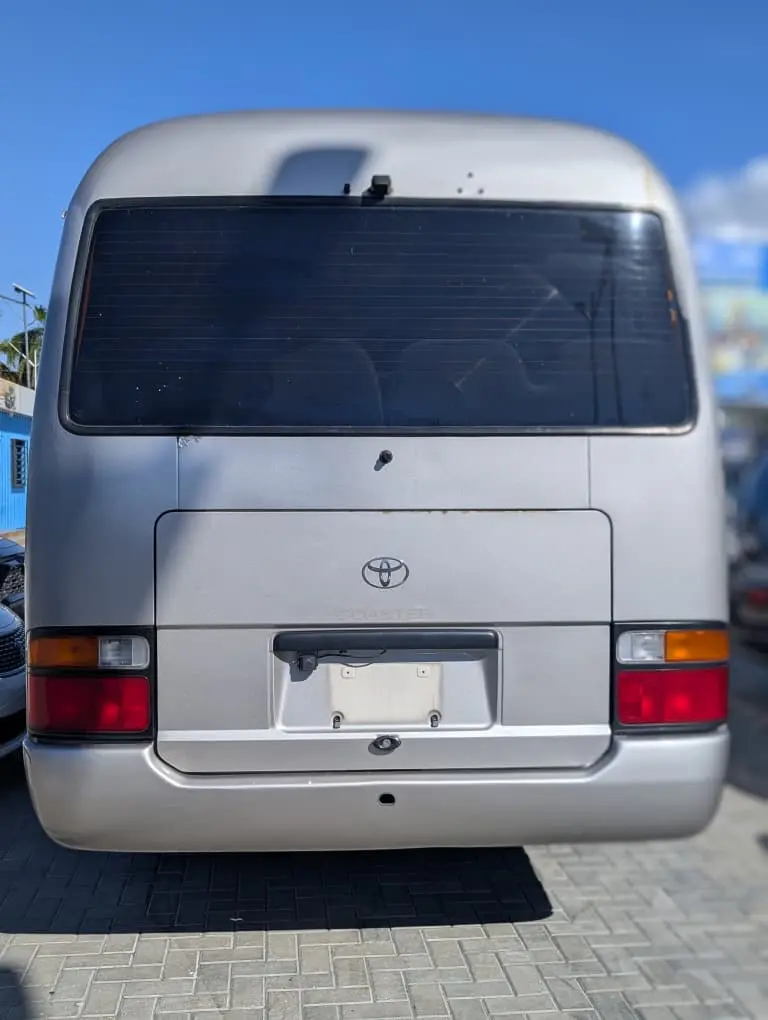 1998 Toyota Coaster Bus (29 Seater) thumbnail 3