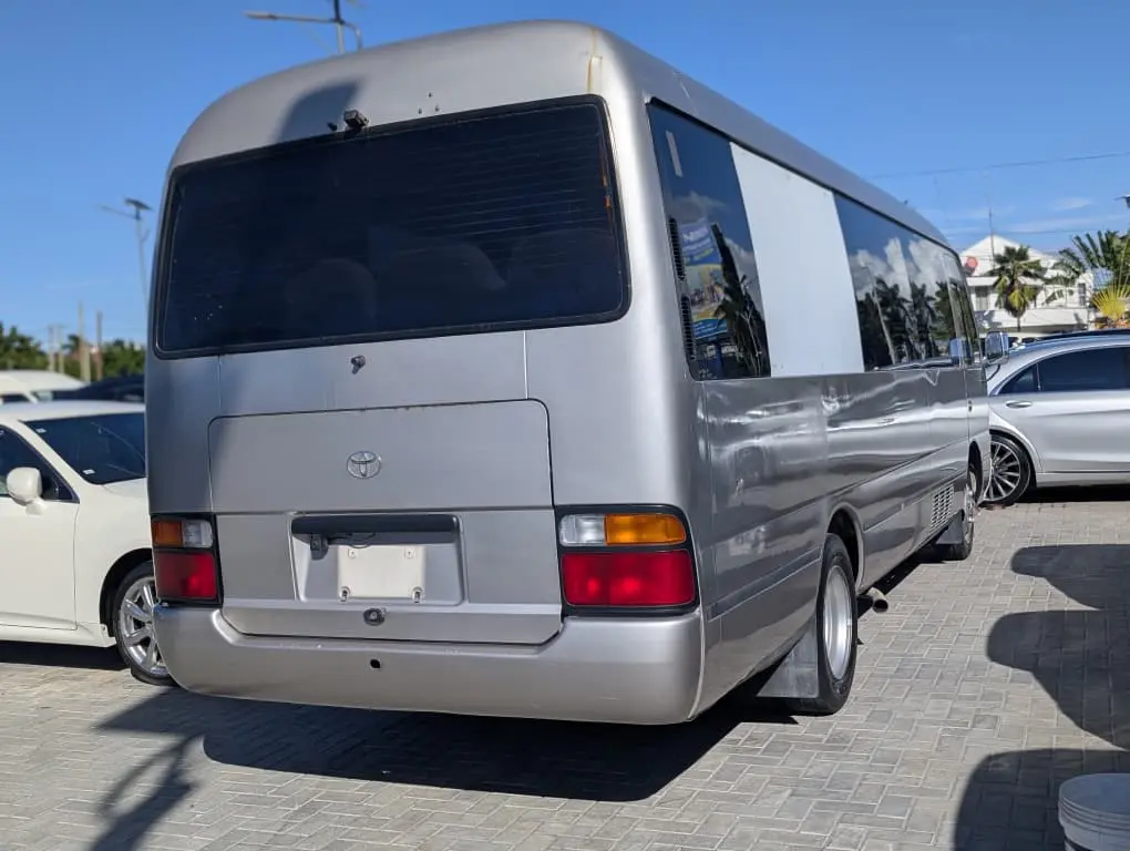 1998 Toyota Coaster Bus (29 Seater) thumbnail 7