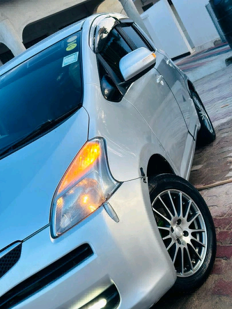 Toyota Ractis DCM Silver 1290cc thumbnail 6