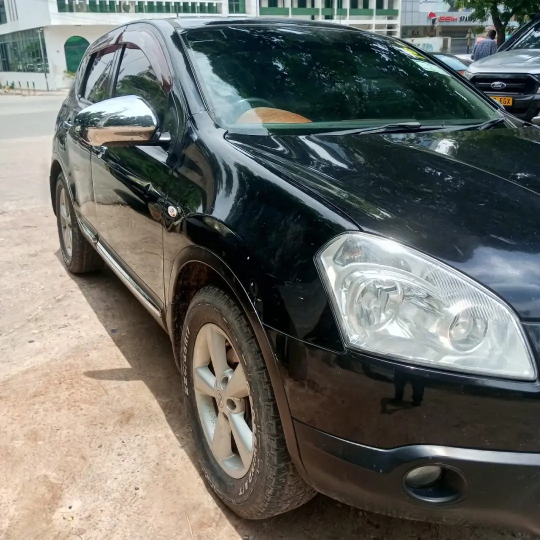 Nissan Dualis Nyeusi kwa Mauzo thumbnail 3