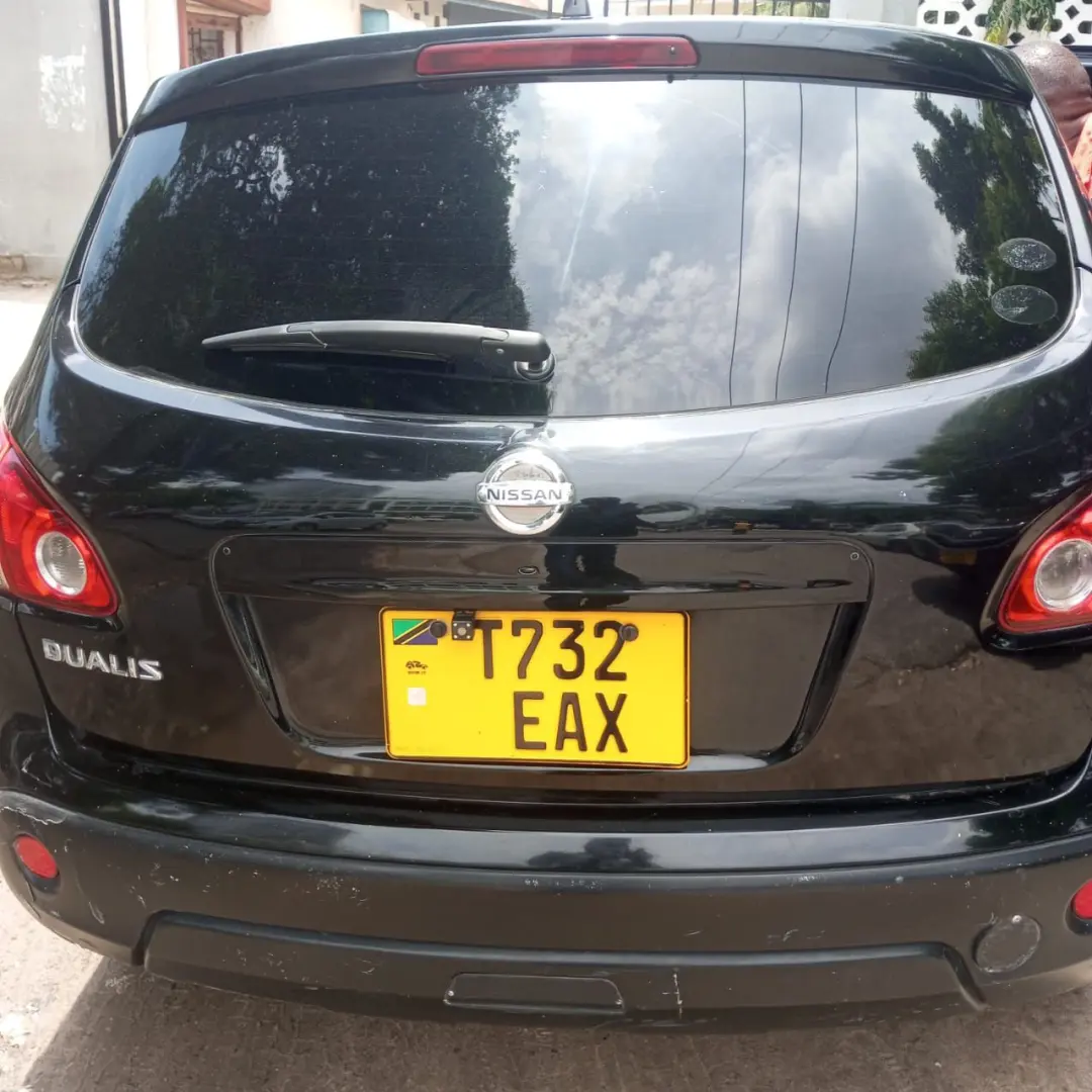 Nissan Dualis Nyeusi kwa Mauzo thumbnail 4
