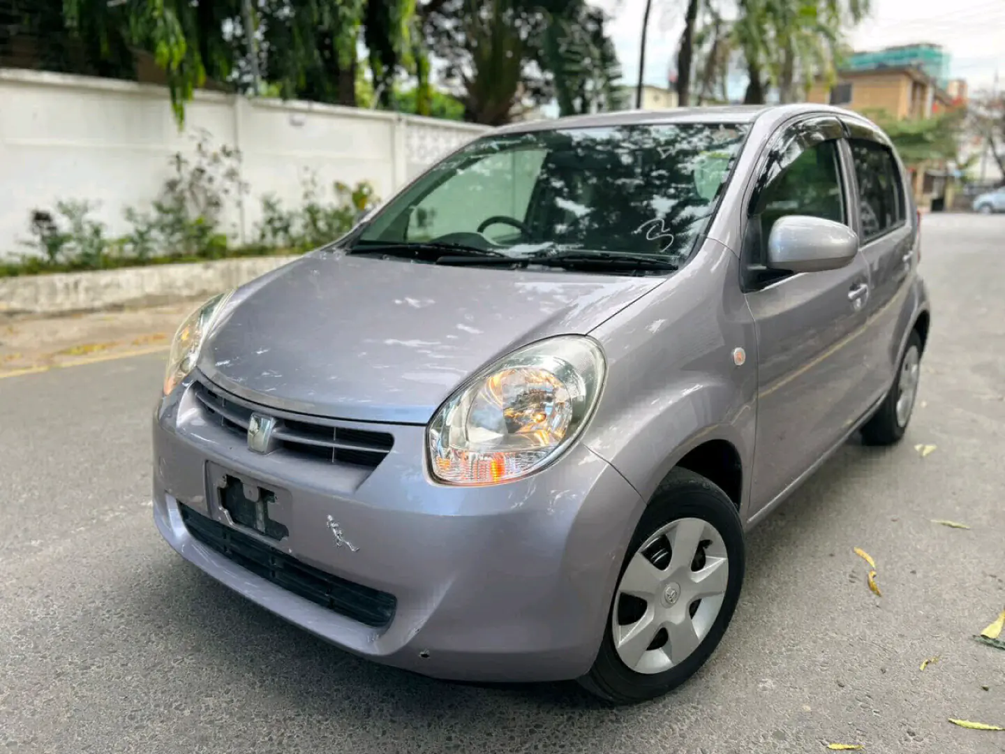 2011 Toyota Passo, Pink/Silver, 1290cc thumbnail 3