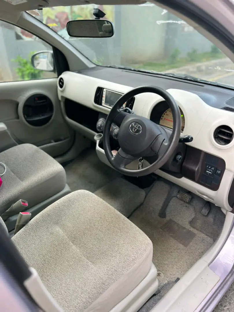 2011 Toyota Passo, Pink/Silver, 1290cc thumbnail 6