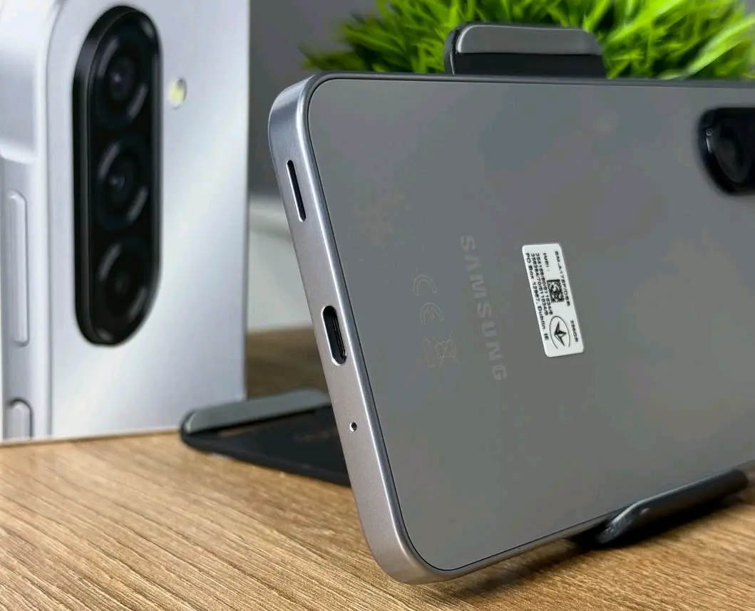 Samsung Galaxy A17 5G 128GB/6GB thumbnail 6