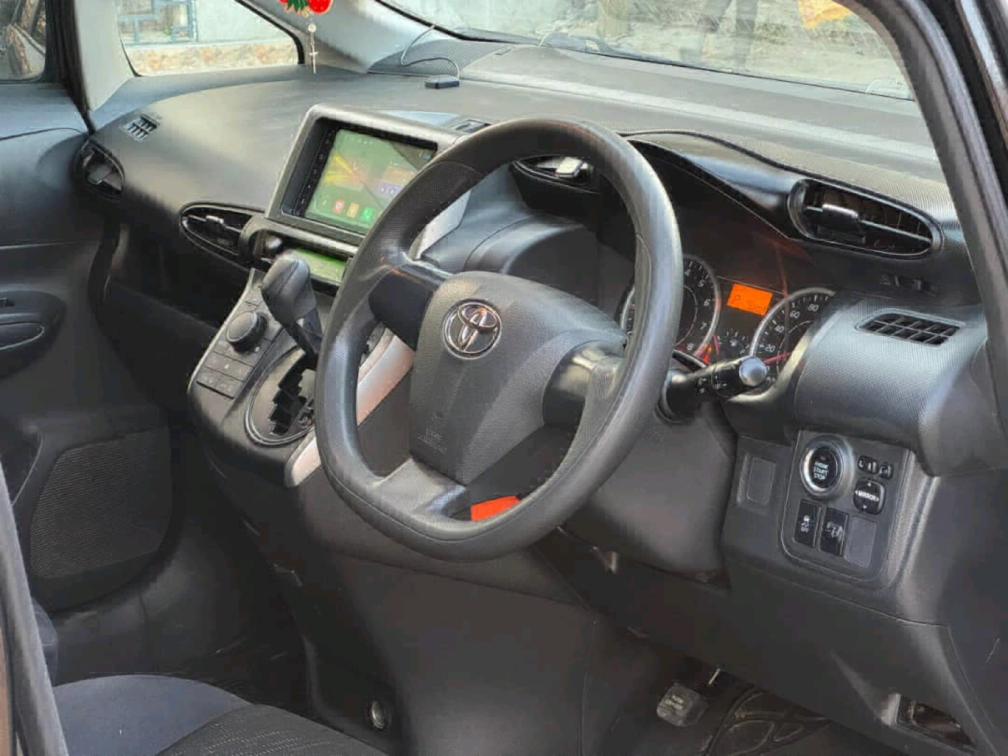 Toyota Wish New Model Black (2009) thumbnail 8