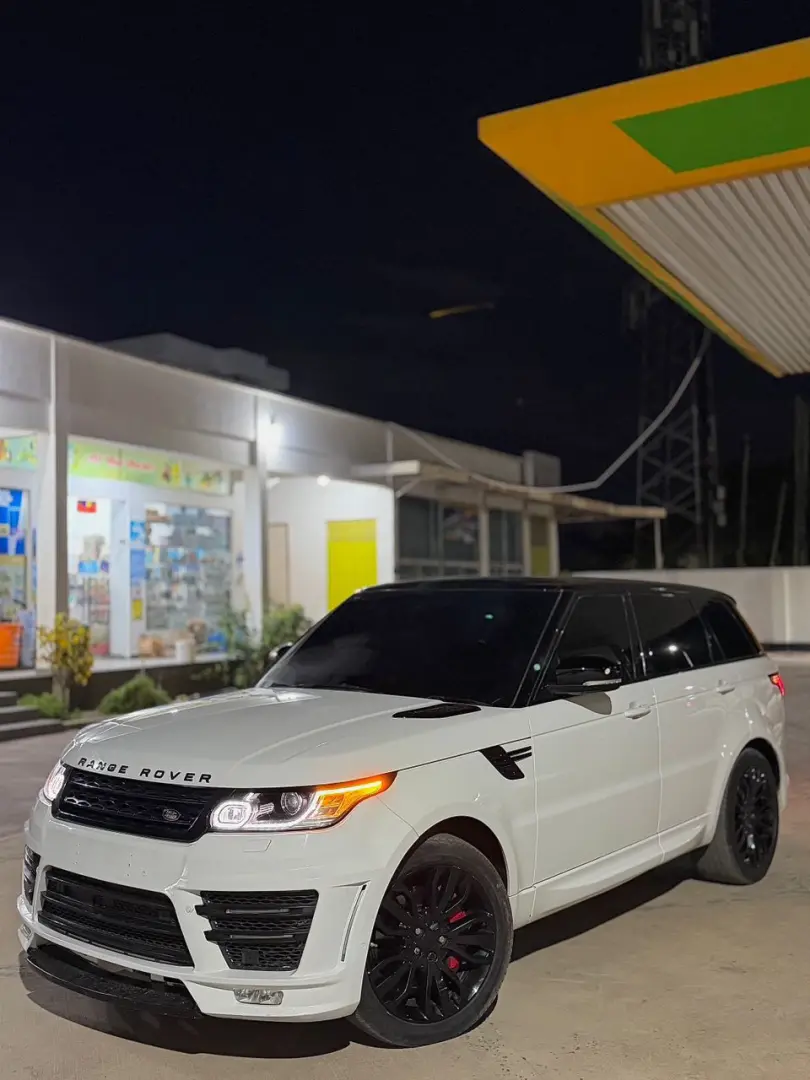 Range Rover Sport 2014 thumbnail 2