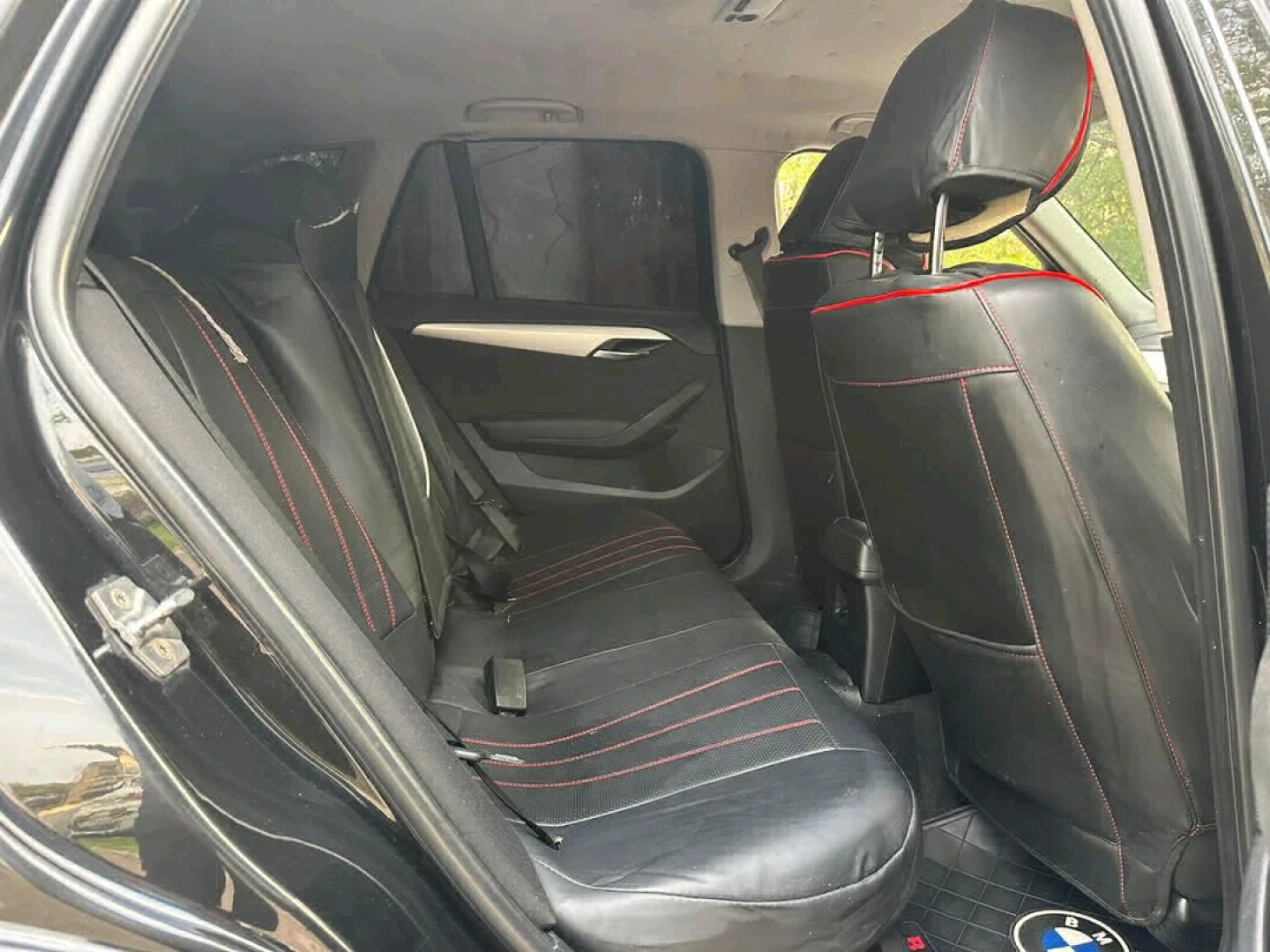 Black BMW X1 SUV 2010 Model thumbnail 6