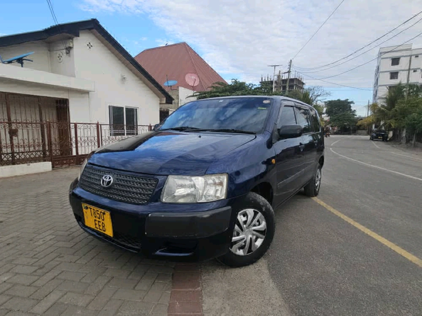 Toyota Succeed Blue 1490cc Petrol thumbnail 4