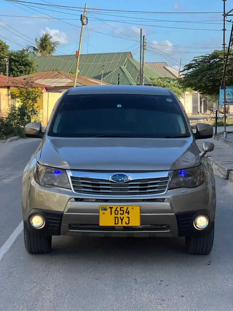 Subaru Forester 2009 (DYJ)