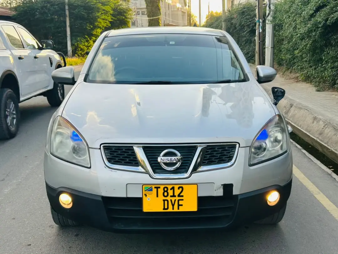 Nissan Dualis 2010 (DYF)