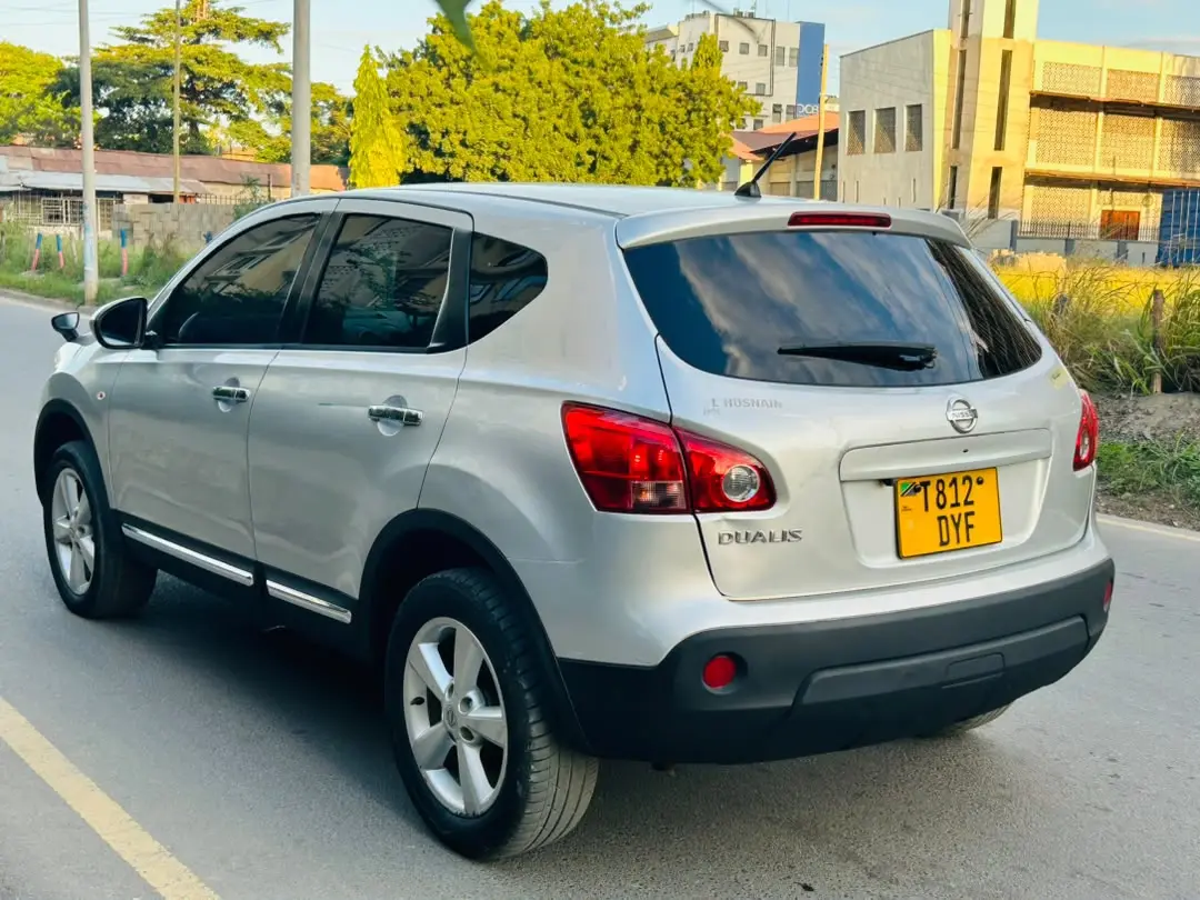 Nissan Dualis 2010 (DYF) thumbnail 5