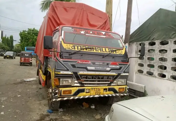 Mitsubishi Canter Truck Diesel 4D33 Manual thumbnail 4