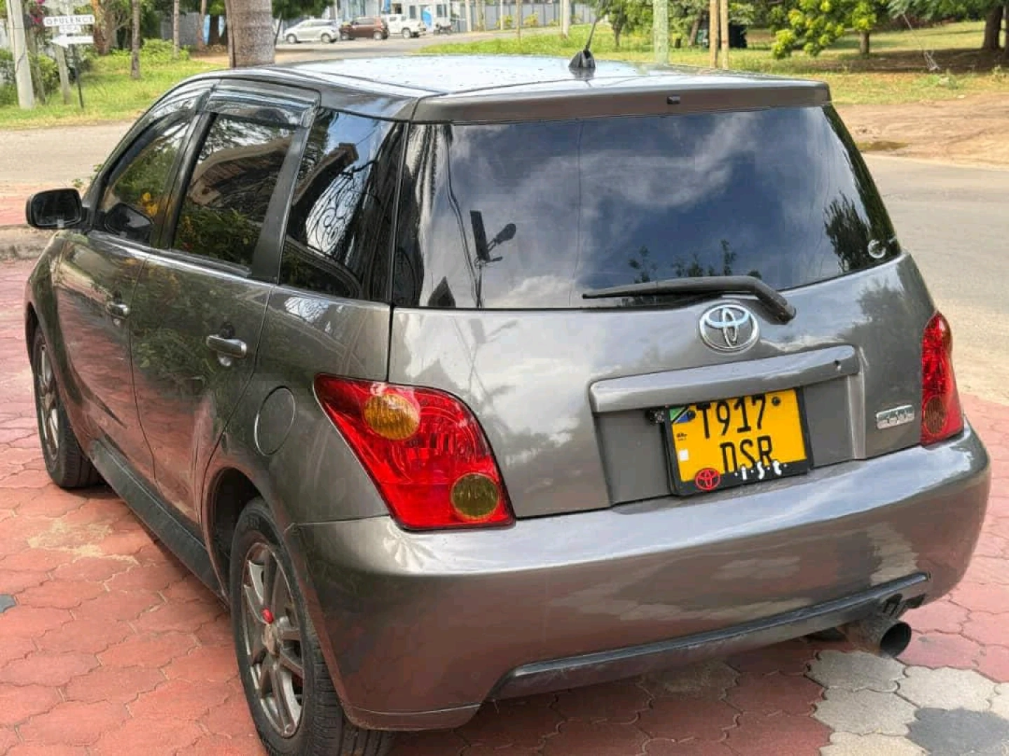 Toyota IST 2004 Automatic 1290cc thumbnail 6