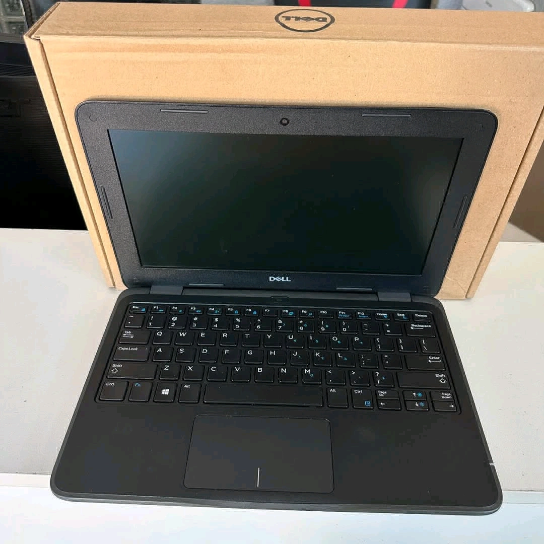 Dell Latitude 3190 Laptop thumbnail 4